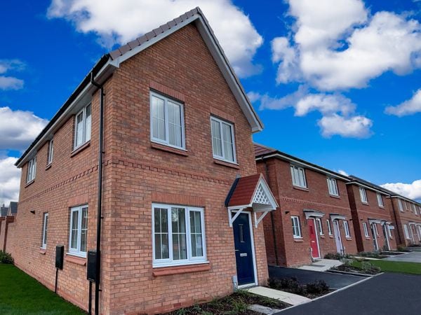 Housing association offers 'cashback' for owners at shared ownership ...