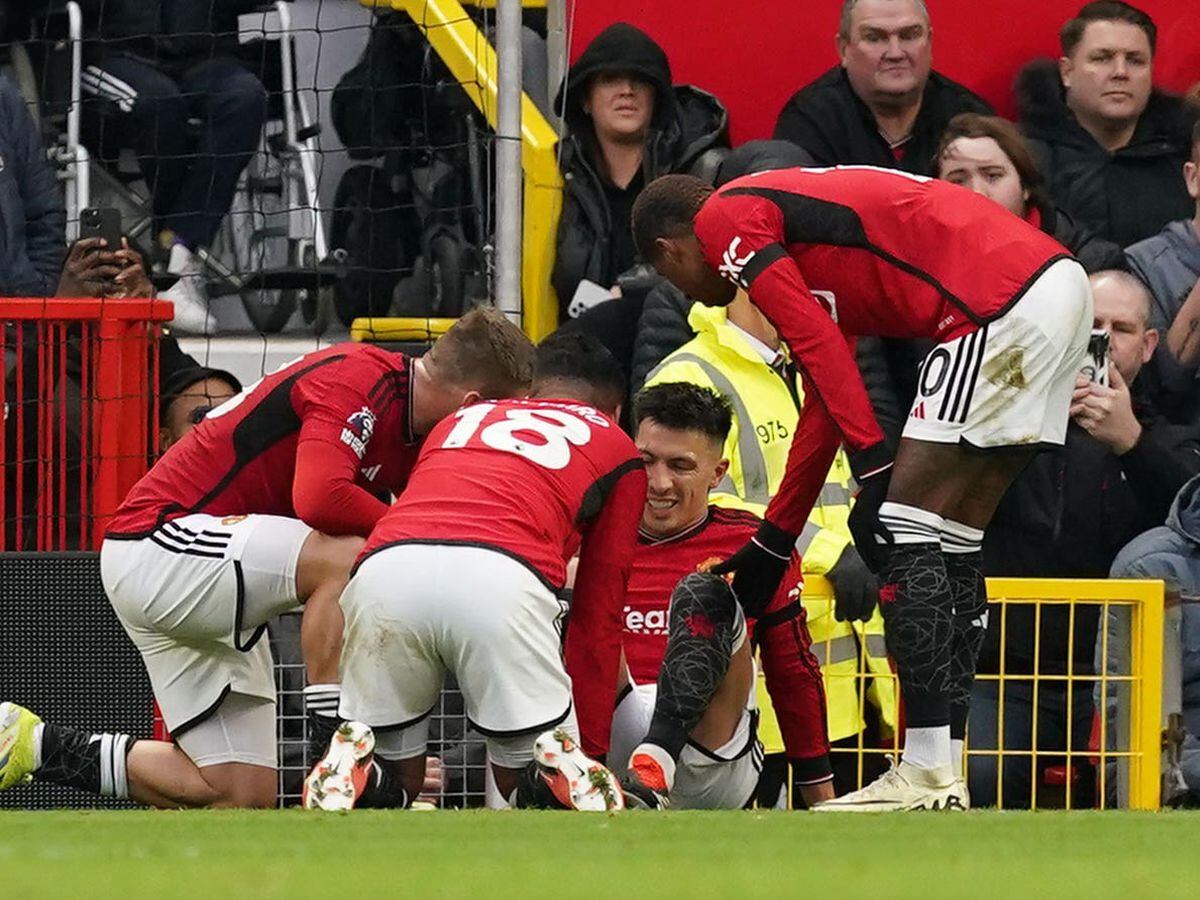 Manchester United Suffer Lisandro Martinez Injury Blow In Win Against ...