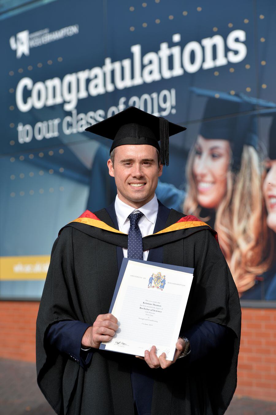 Olympic Gymnast Kristian Thomas Graduates With First Class Honours Shropshire Star 