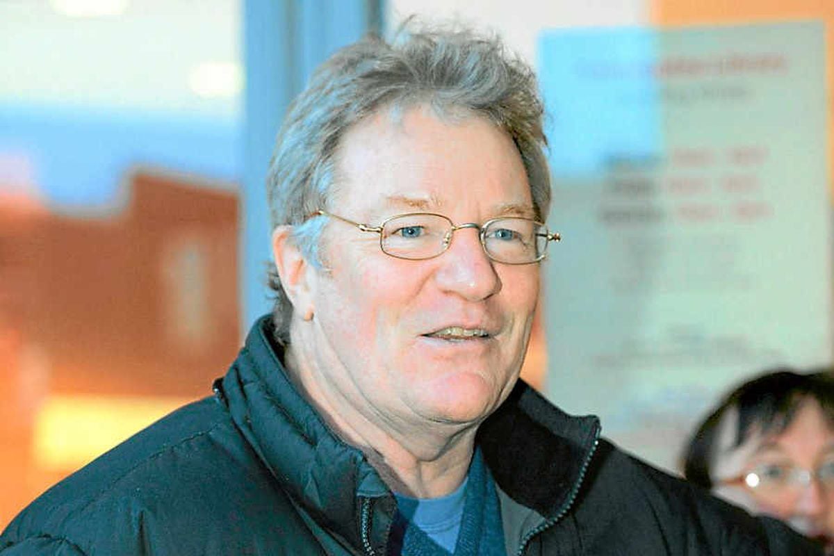 Review Jim Davidson Oakengates Theatre Telford Shropshire Star 4944