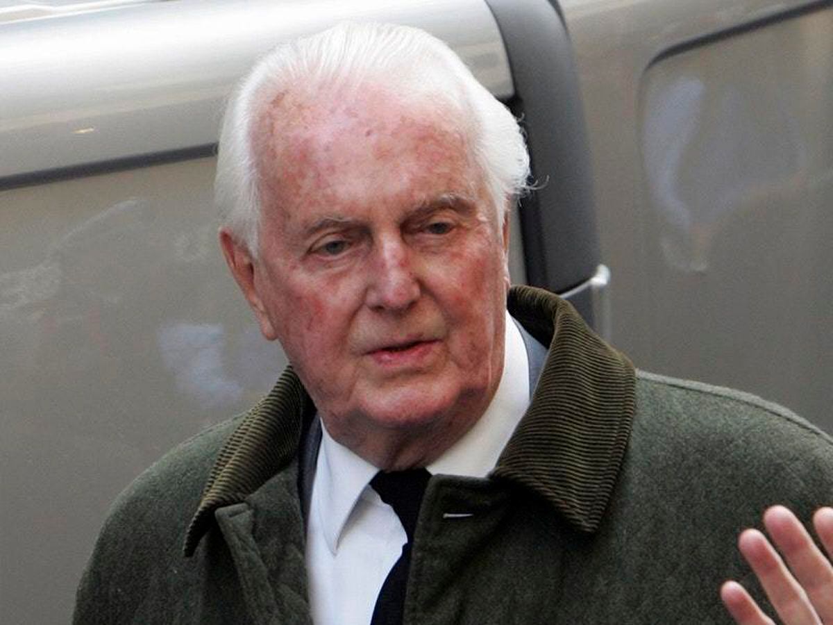 Hubert de Givenchy dies aged 91