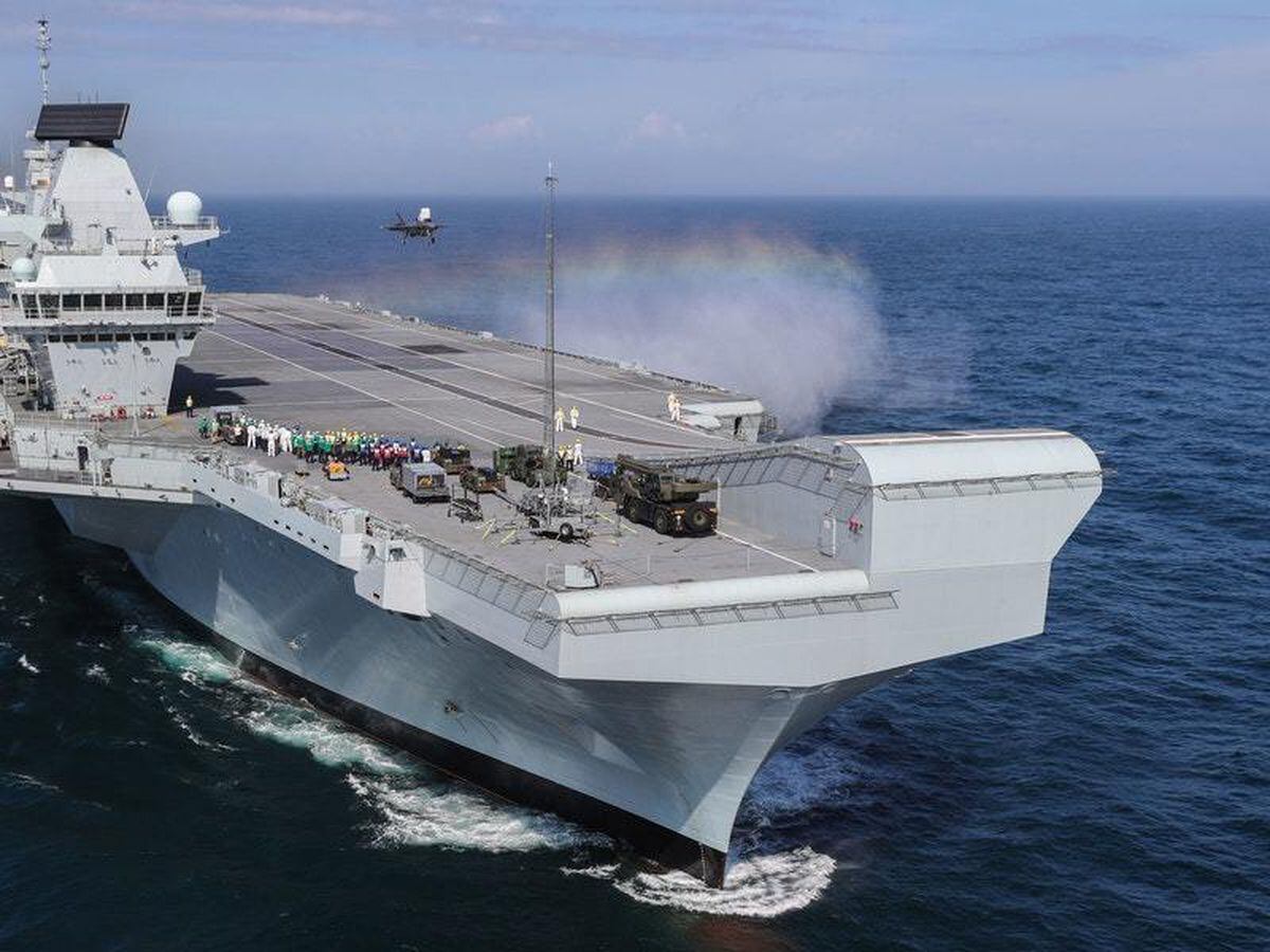 New York Welcome For Hms Queen Elizabeth After Warship Crosses Atlantic Shropshire Star