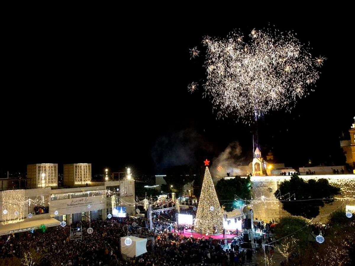 Thousands attend Christmas tree lighting in Bethlehem Shropshire Star