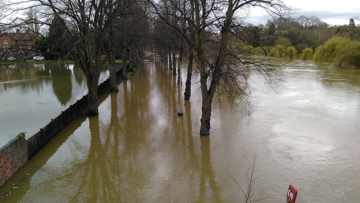 Shropshire Flooding Captured In Pictures As River Severn Levels Begin 