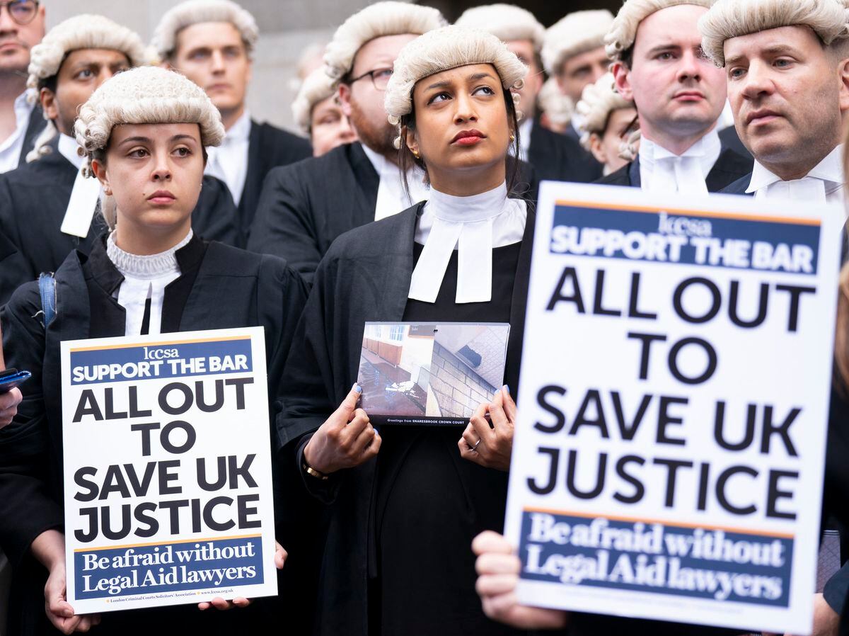 Court Cases Halted As Barristers Strike In Dispute Over Legal Aid Rates ...