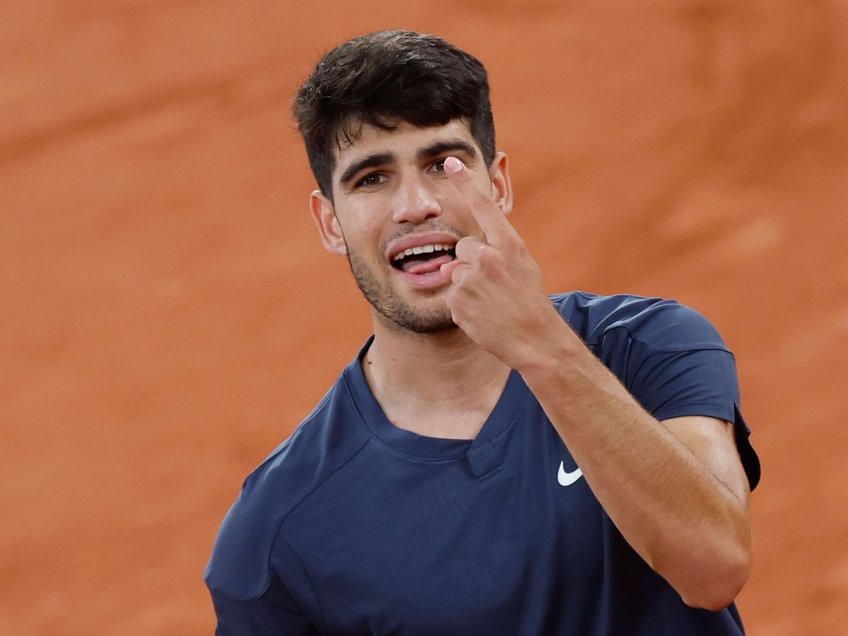 Carlos Alcaraz looks far from his best in French Open second round ...