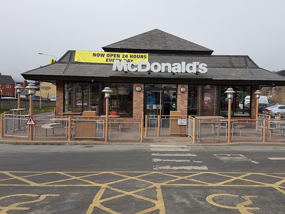 Diners leave in a 'Mcflurry' after alarm sounds in fast food restaurant ...