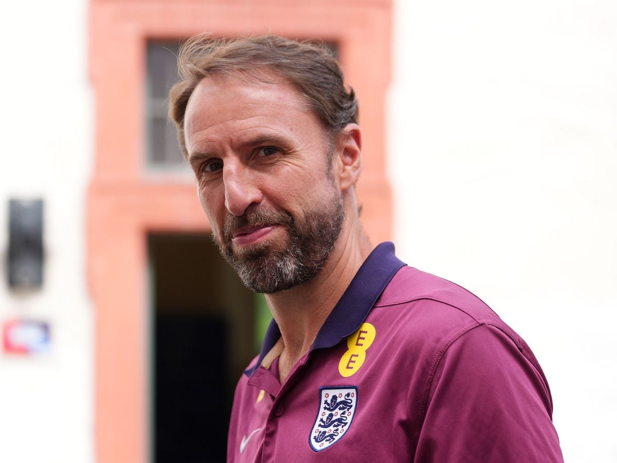 Gareth Southgate: Impossible to make logical decision about my future at moment