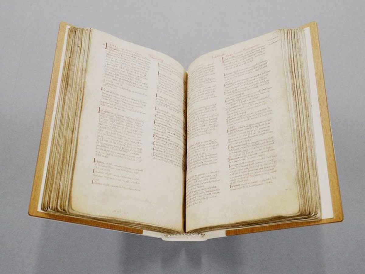 researchers-reveal-scribe-r-as-author-of-domesday-book-the-independent