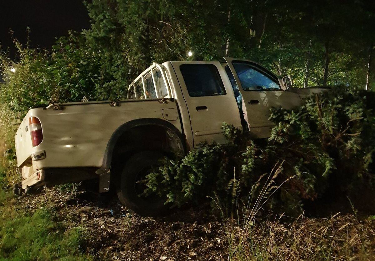 Crashed Pick Up Truck Abandoned On Telford Roundabout Shropshire Star