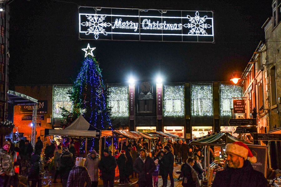 Streets packed as Oswestry's festive weekend kicks off with Christmas ...