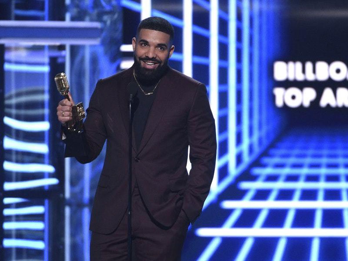 Drake Thanks Mother As He Wins Big At Billboard Music Awards