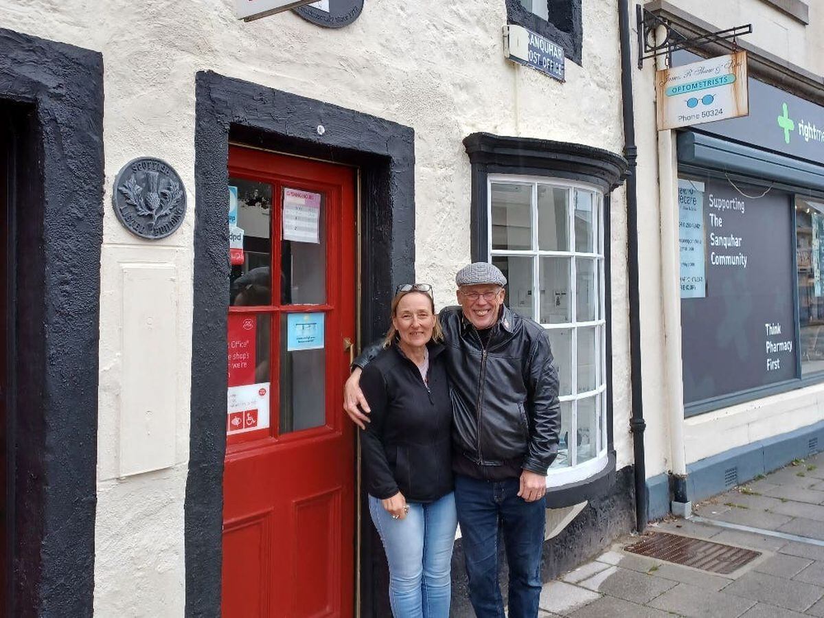 Man moves from Florida to take over world s oldest post office