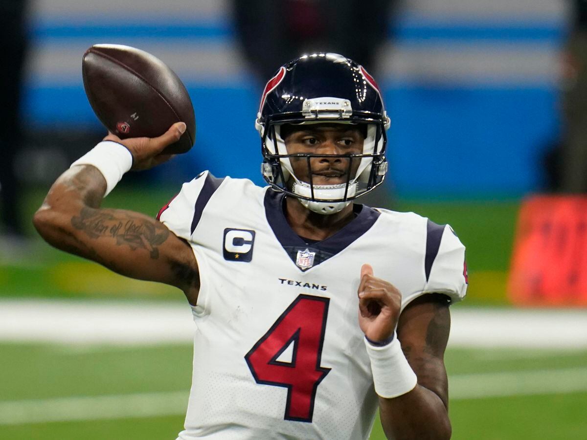 Houston Texans give thanks to Deshaun Watson after Detroit