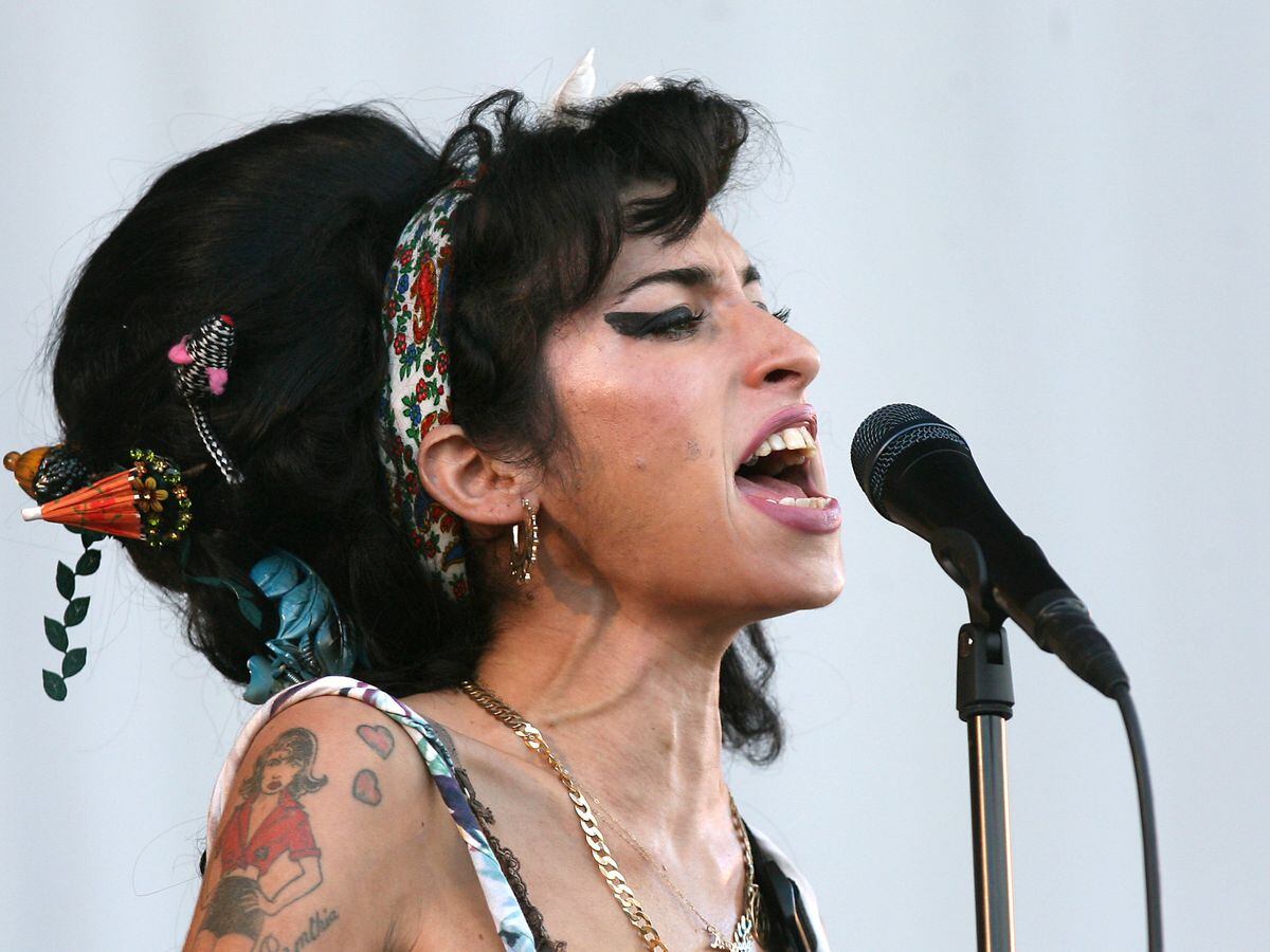 Unseen Footage Of Amy Winehouse Without Beehive Used In New Music Video Shropshire Star 2703