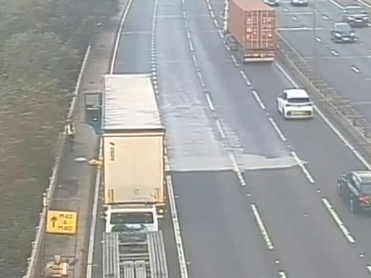 Diesel spillage from lorry causing long delays on M6 northbound