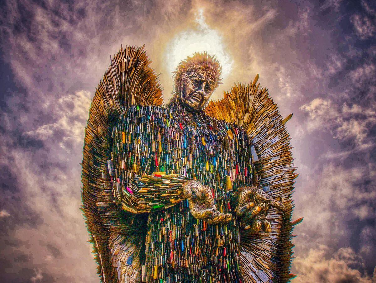 More than 50 Knife Angel volunteers on hand in Telford Shropshire Star