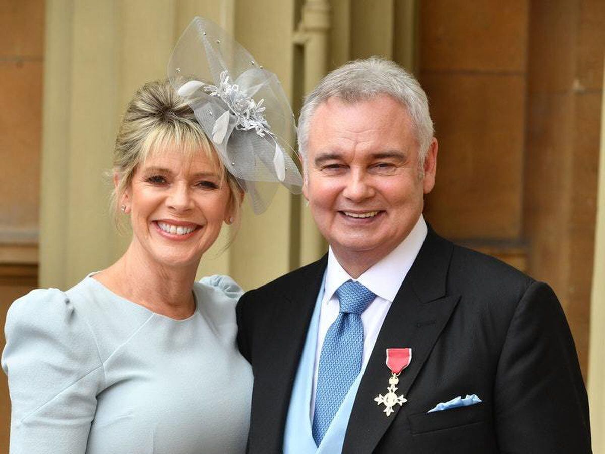 Eamonn Holmes and Ruth Langsford share romantic anniversary messages ...