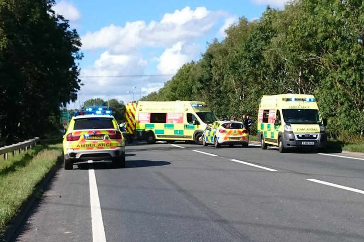 Main Shropshire road closed after three car crash | Shropshire Star