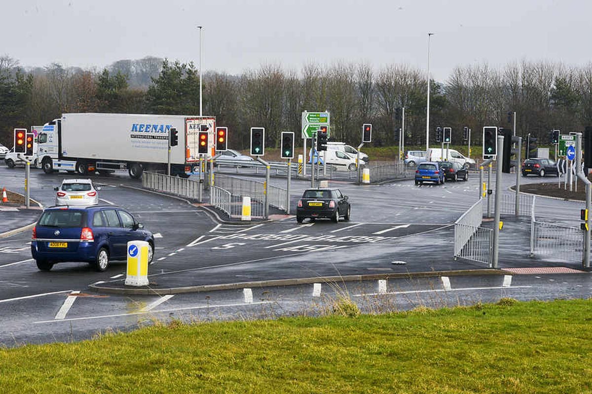 Finishing touches to Shrewsbury A5 roadworks under way | Shropshire Star