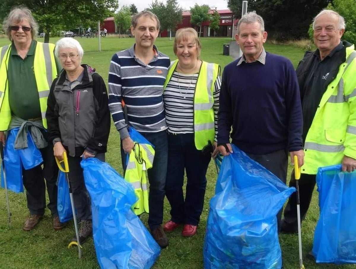 Newport Litter Pickers Celebrate Anniversary As They Go From Strength   YMXJLADRANAFNC57FAMVF4XSMY 