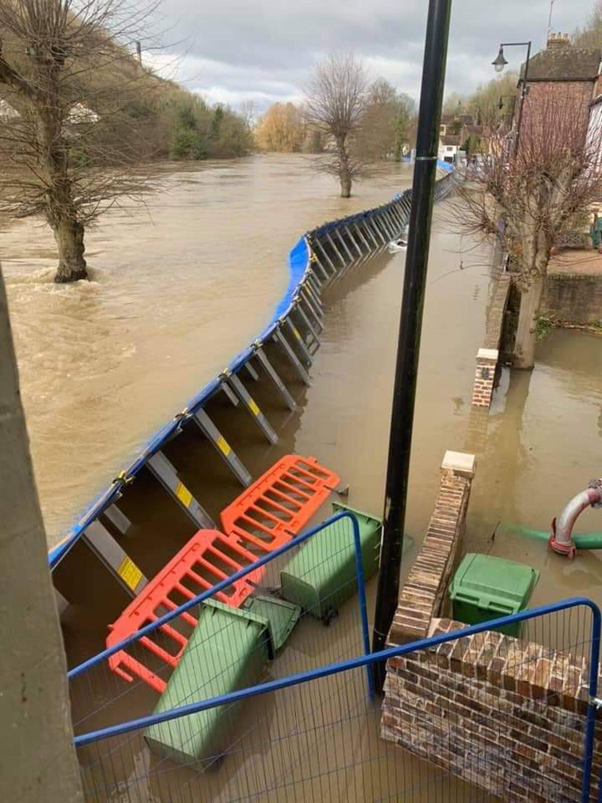 Shropshire Flooding Latest Photos After River Severn Peaks