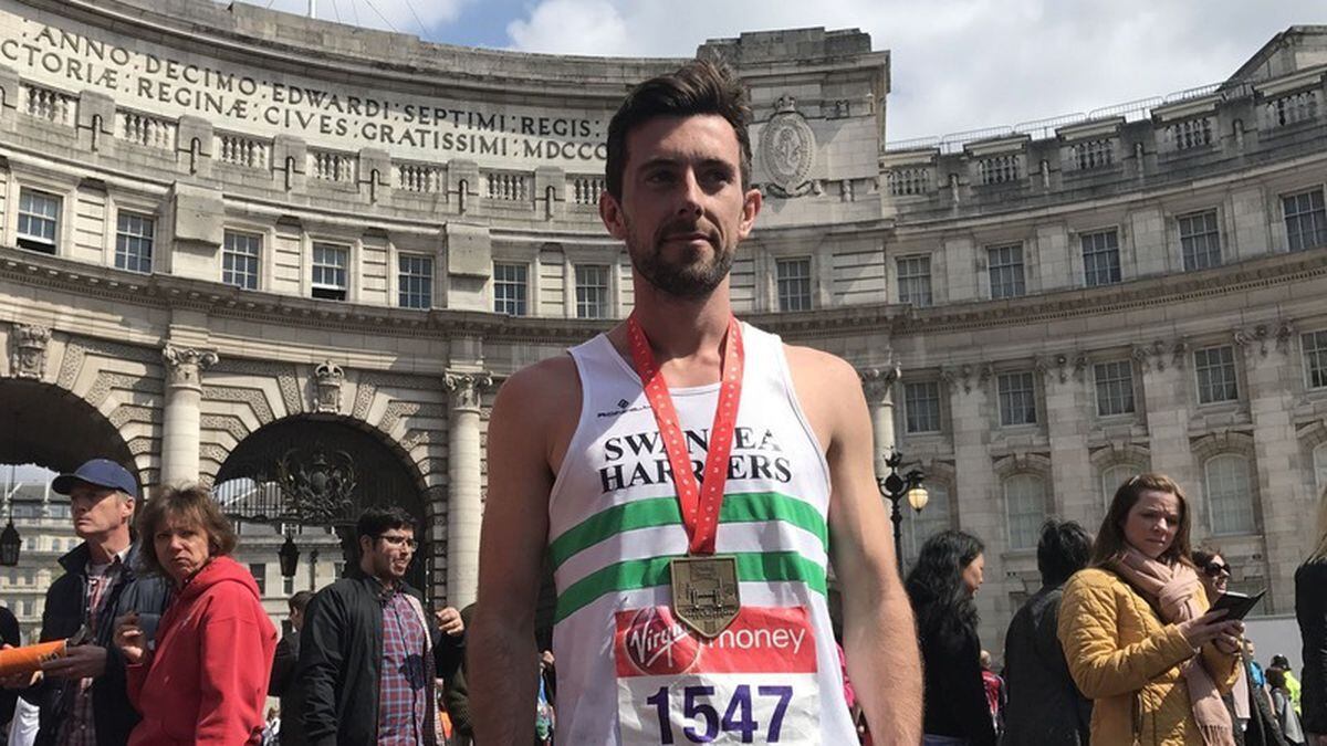 This is what the guy who helped a fellow London Marathon runner over ...