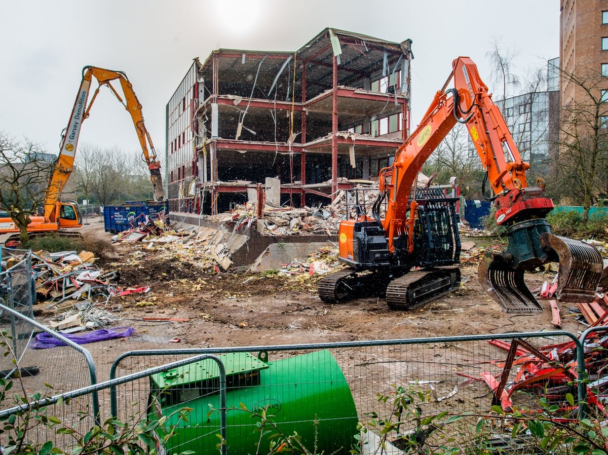 Landmark Telford Office Block Pulled Apart With Pictures Shropshire Star