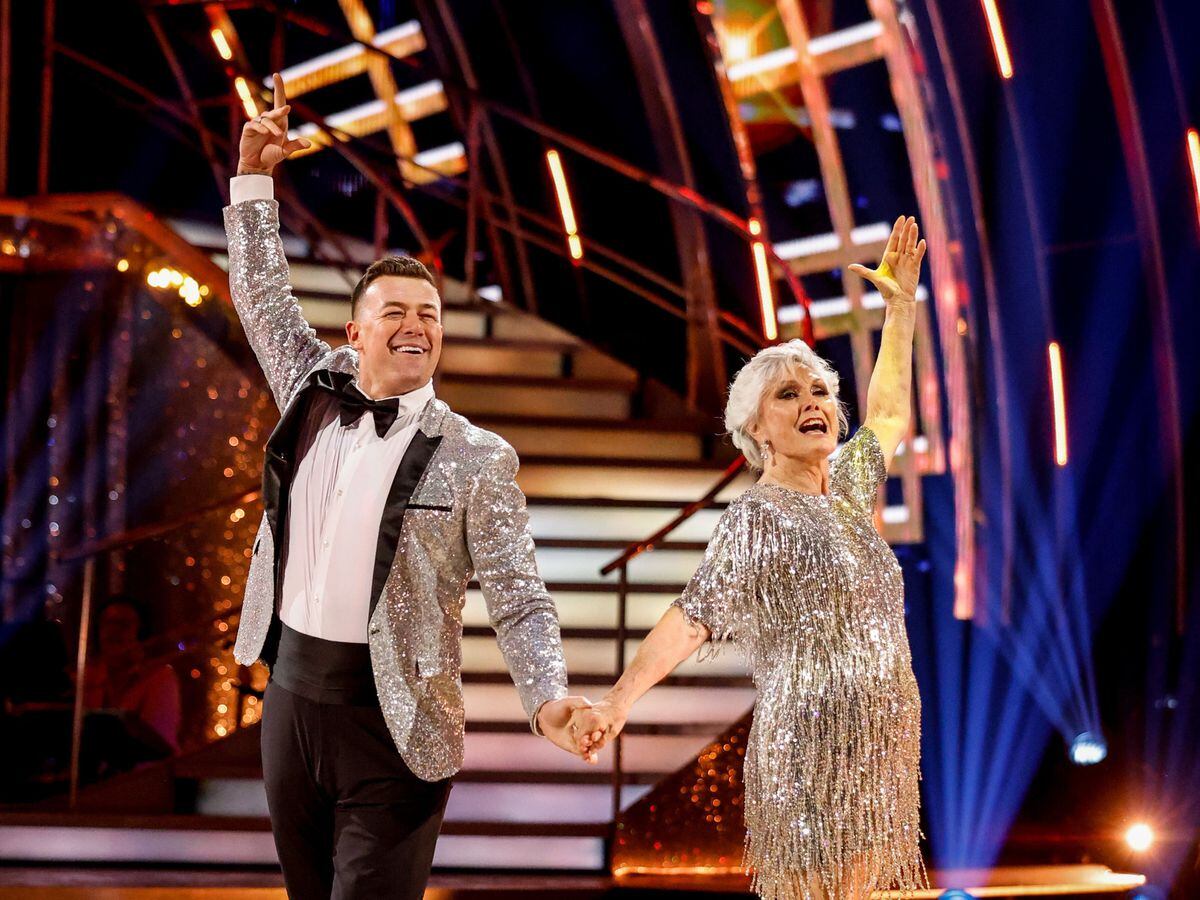 Angela Rippon Shows Off Famous Flexibility In Strictly Come Dancing ...