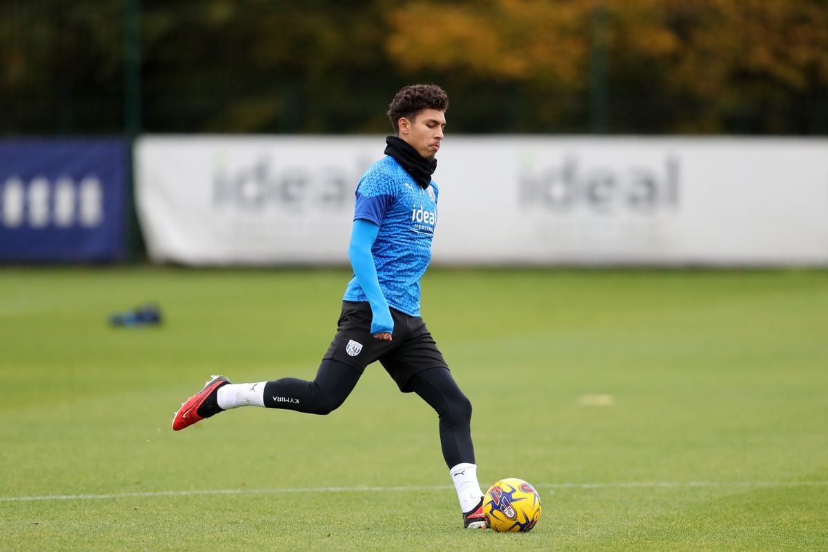 Albion sign Jeremy Sarmiento on loan from Brighton