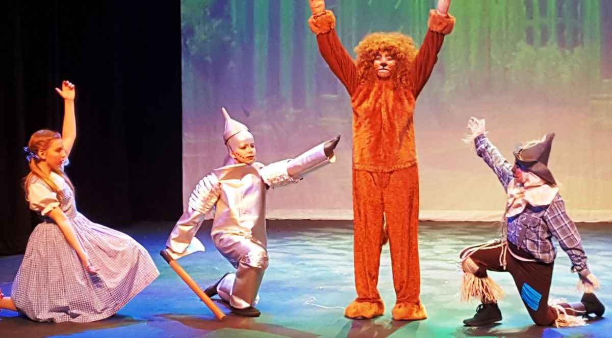 The Wizard of Oz, Market Drayton Festival Centre - review and pictures ...