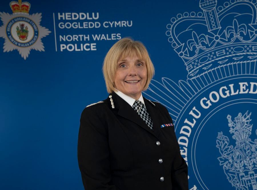 New chief constable takes reins for force covering Chirk and Llangollen ...