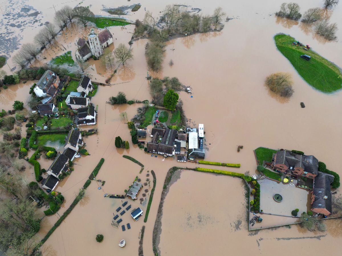 Environment Agency More than 1 000 properties flooded across