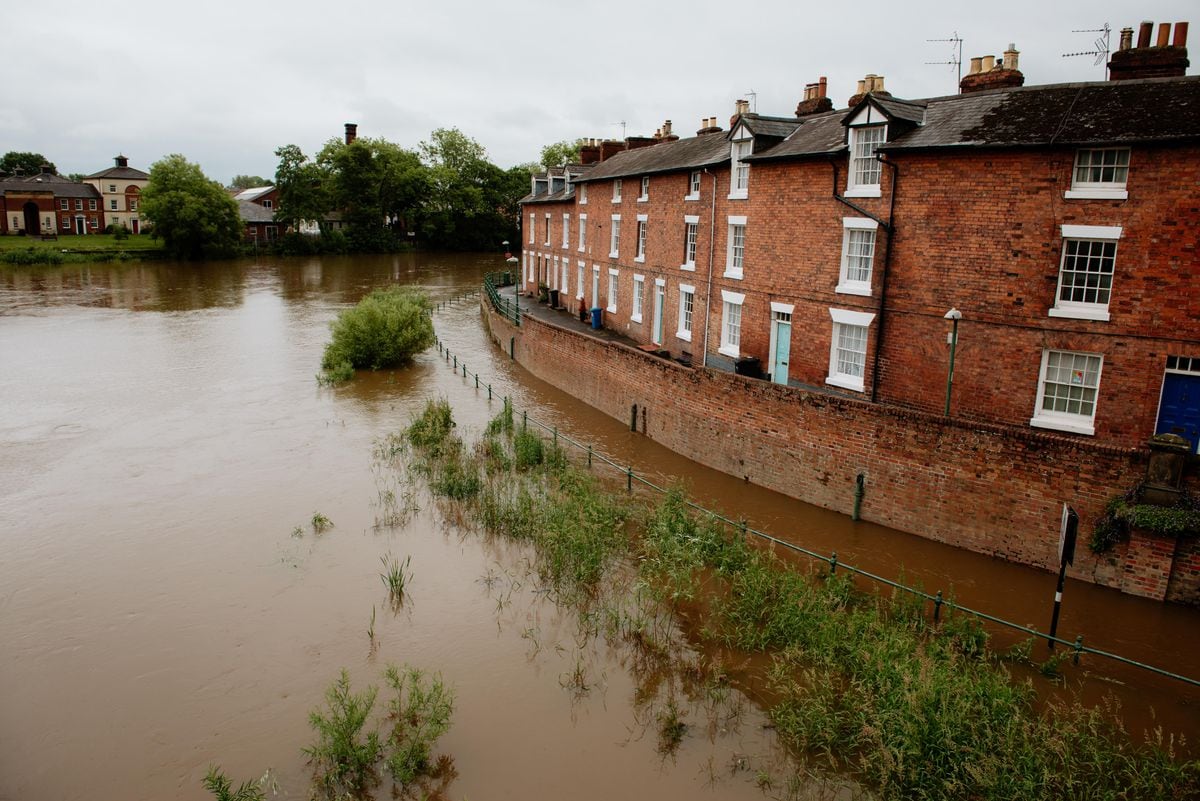 More Flood Barriers Going Up In Shropshire As River Levels Continue To