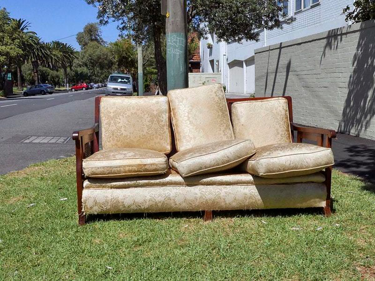 Officials criticise ‘feng shui’ after sofa and cushions dumped on main