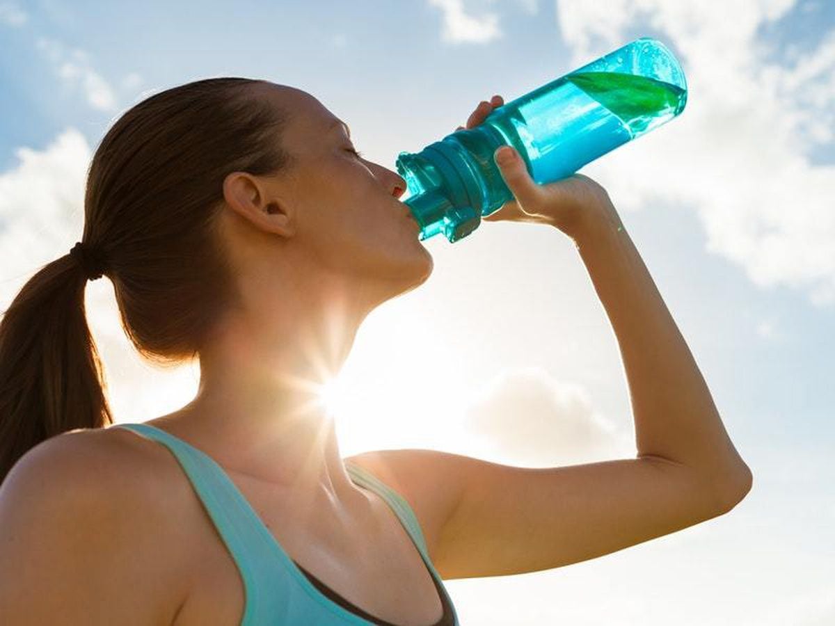 six-signs-that-you-re-not-drinking-enough-water