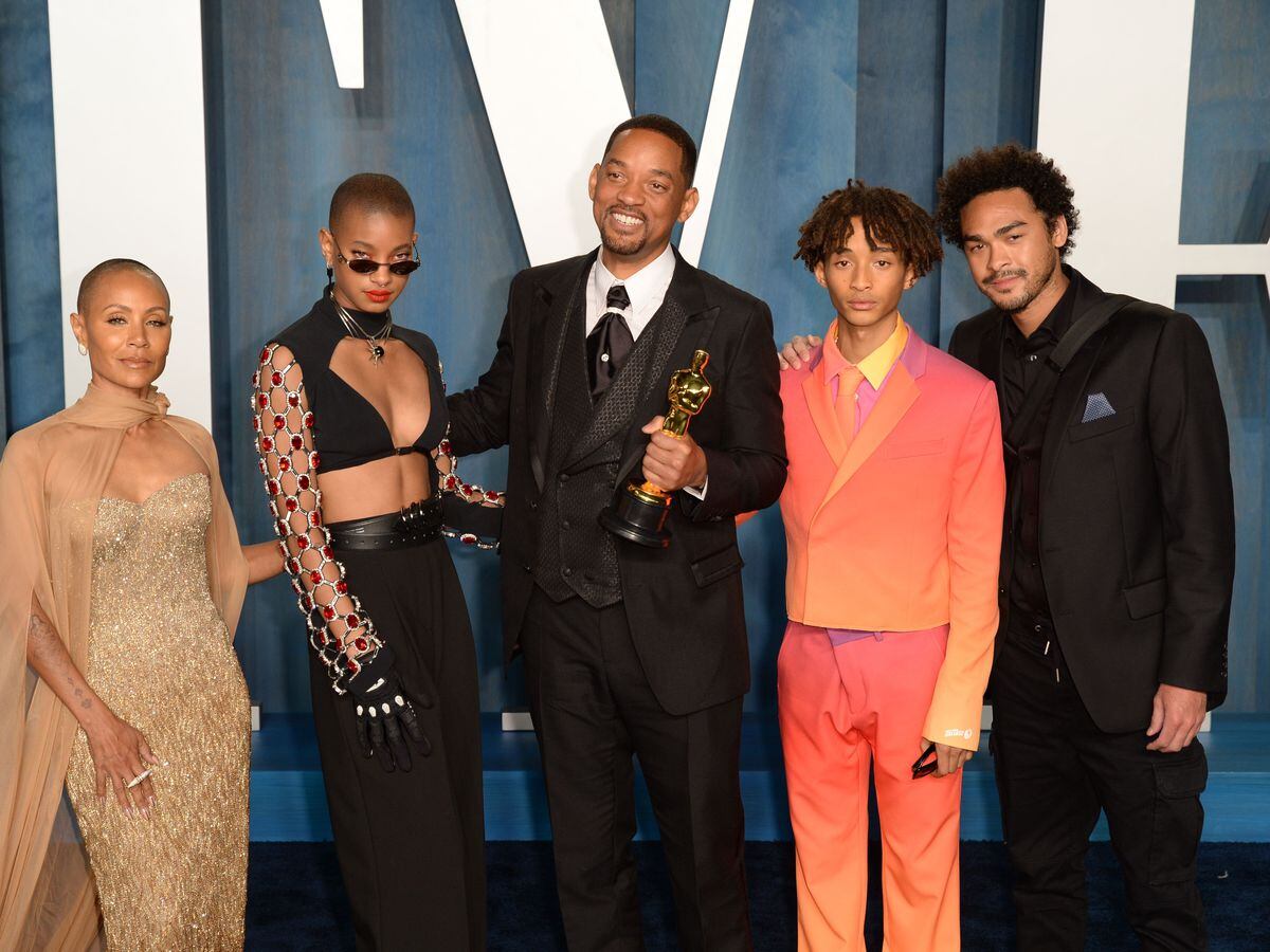 Will Smith celebrates with family at Vanity Fair Oscars after party ...