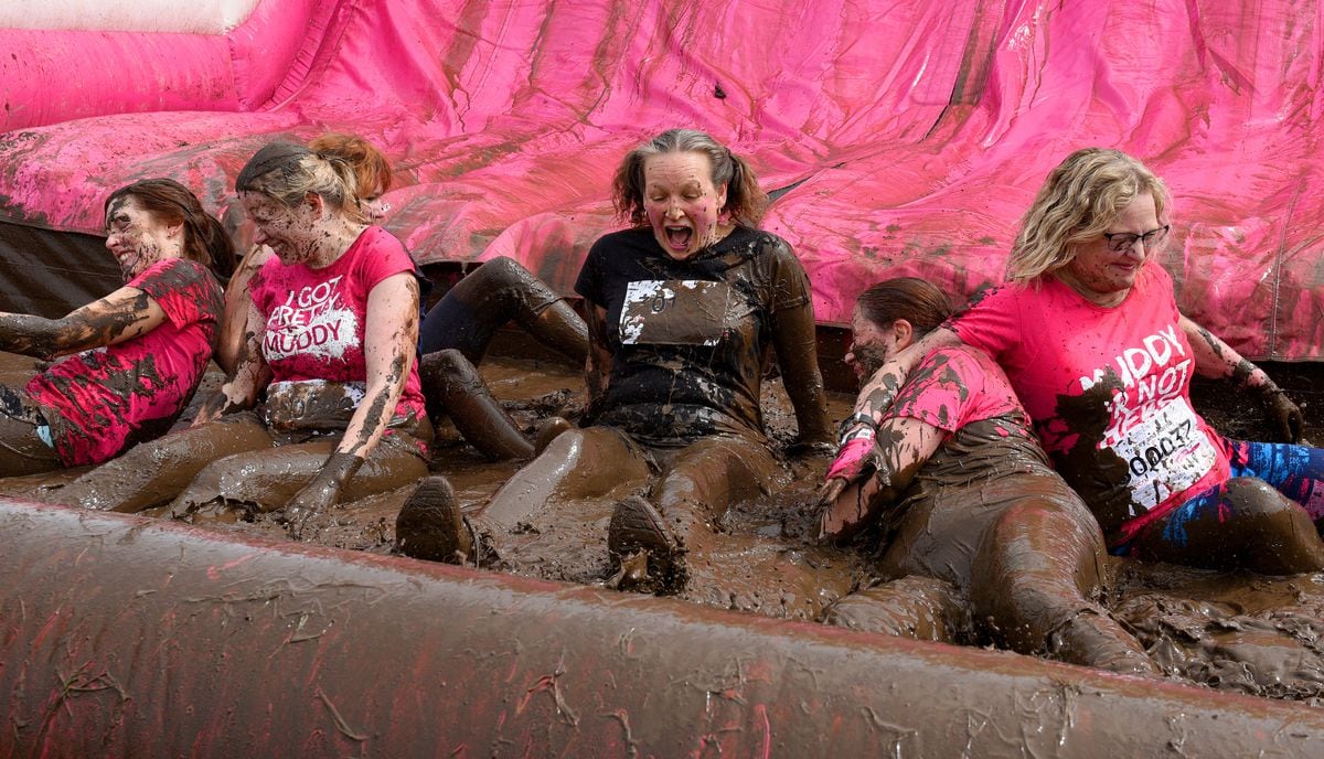 Women get 'Pretty Muddy' at Weston Park charity event - with video and ...