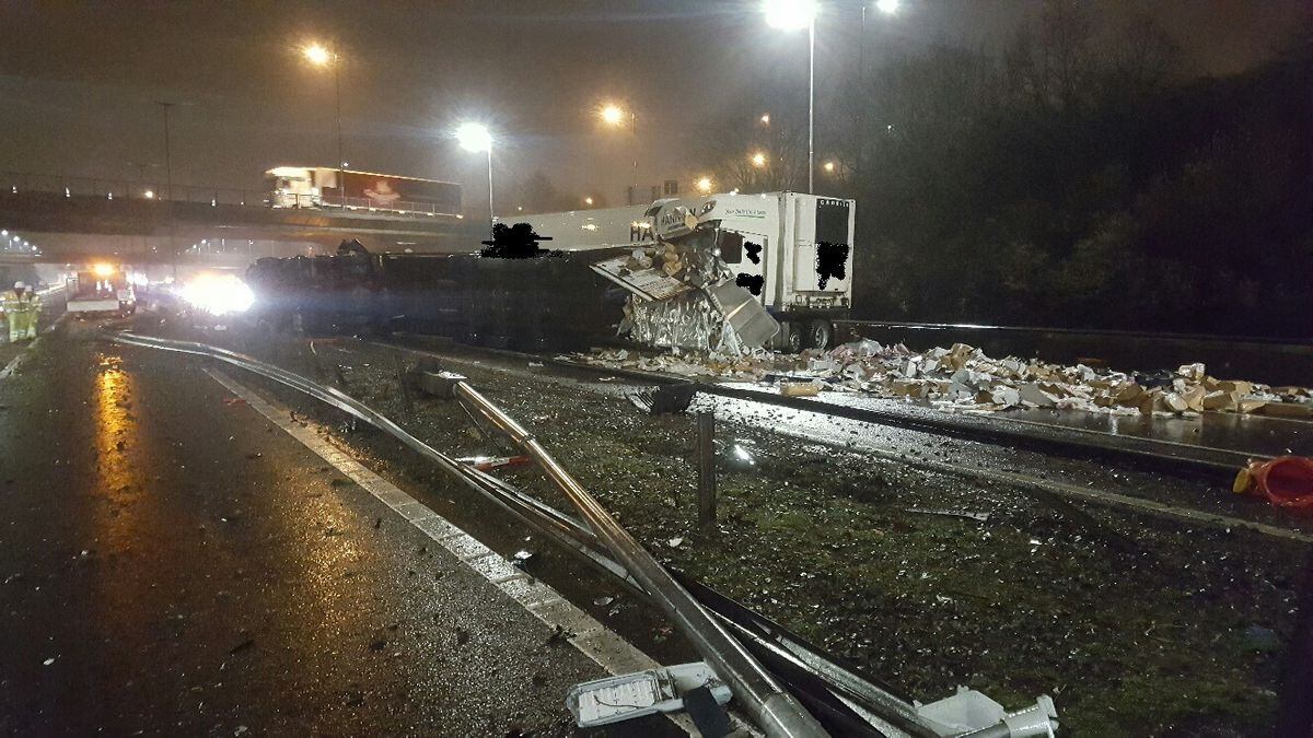 M6 Closed For Most Of Sunday Leaving Hour Long M54 Delays After Lorry