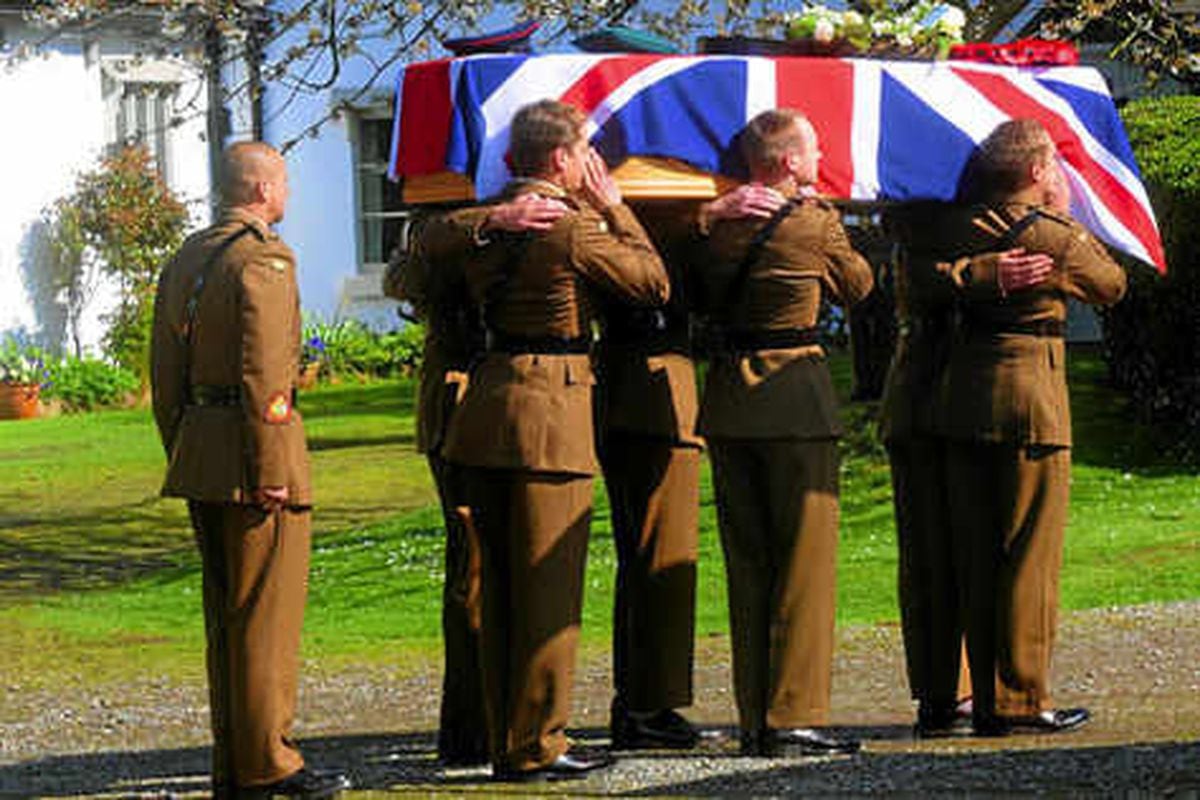 Soldier laid to rest with full honours | Shropshire Star