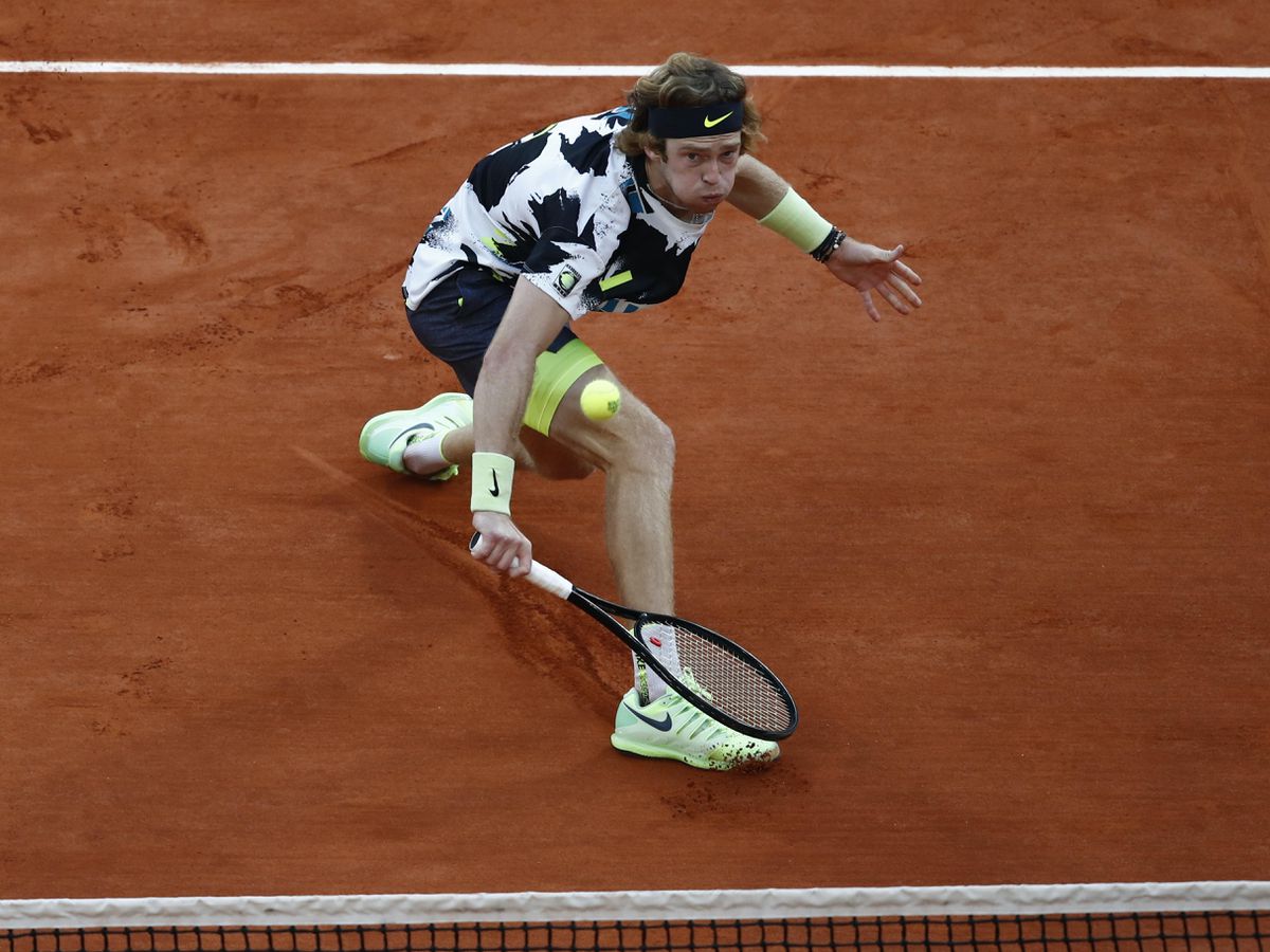 Andrey Rublev in contention for ATP Finals spot after win in St ...