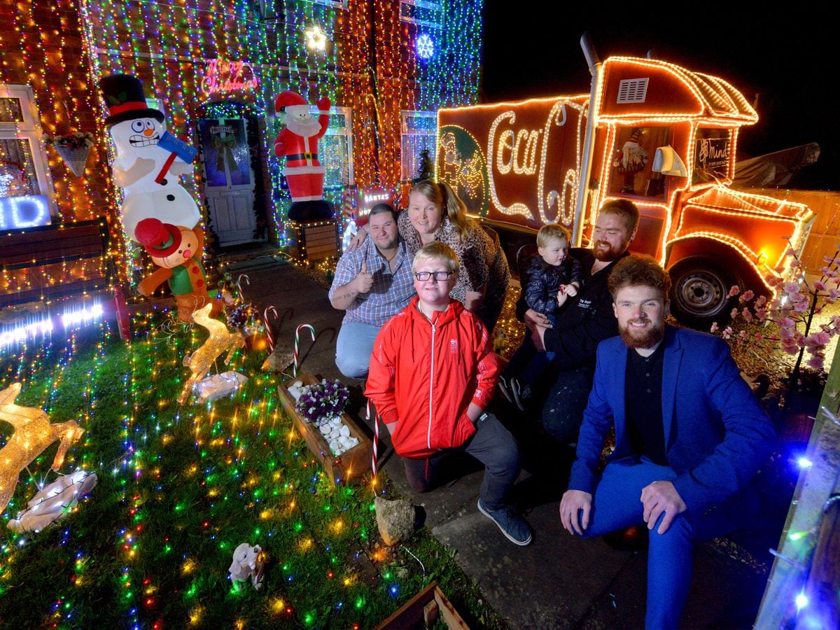 Christmas Events Telford 2022 Telford Family Puts Up Epic Christmas Lights Display With Santa's Sleigh  And Coca-Cola Truck | Shropshire Star