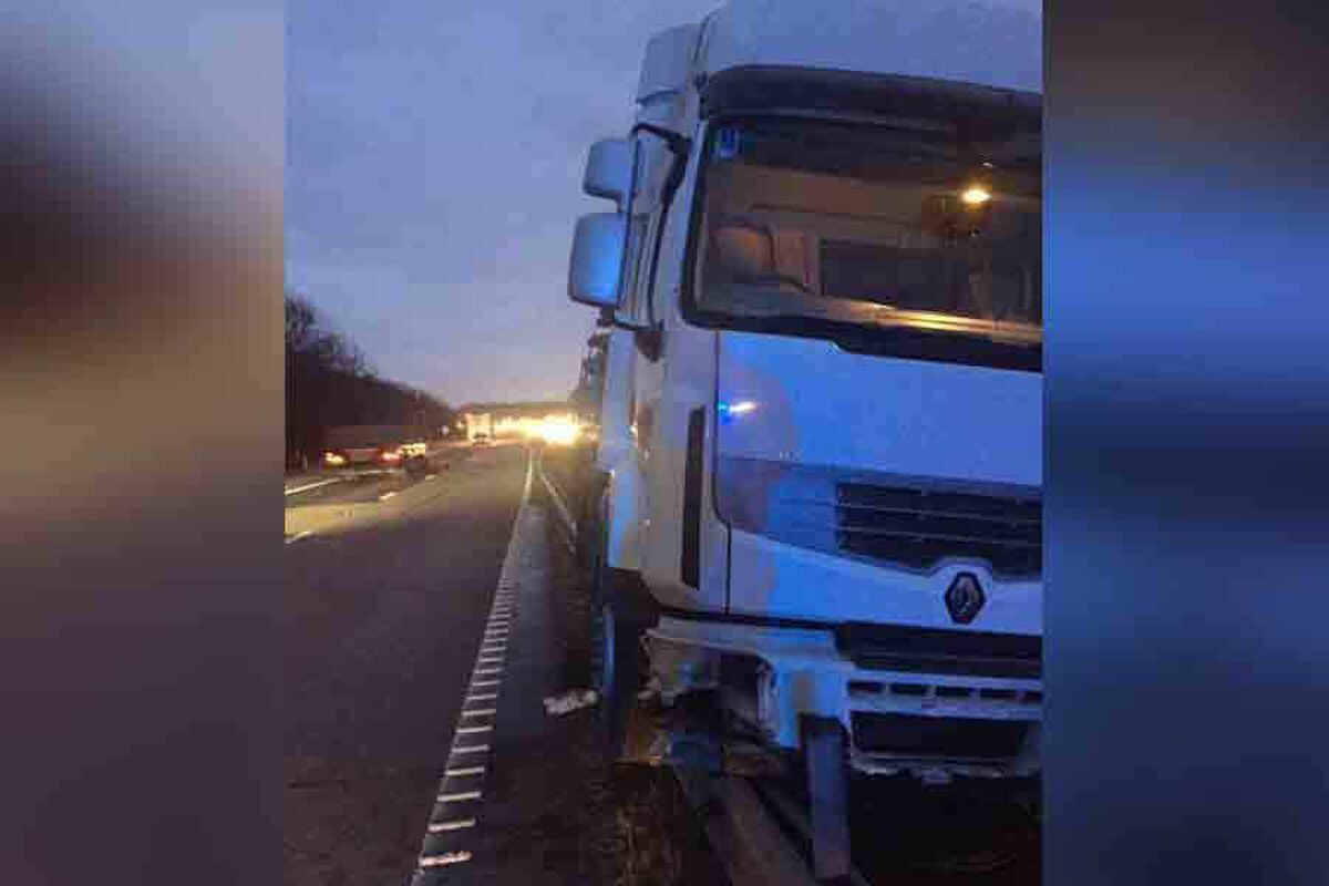 One Lane Of M54 Closed After Lorry Crashes Into Barrier Shropshire Star