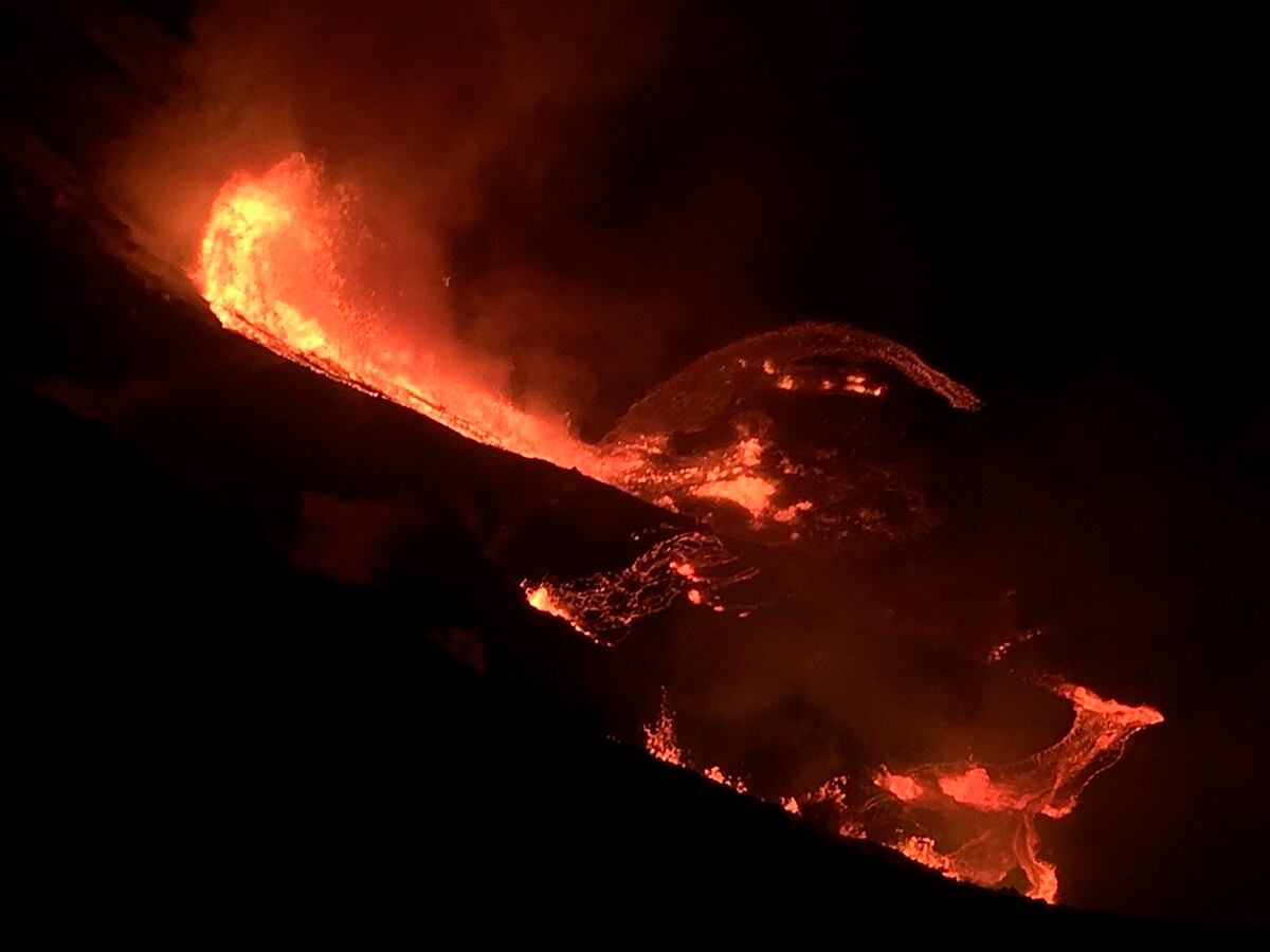 Volcano Erupts On Hawaii S Big Island Shropshire Star