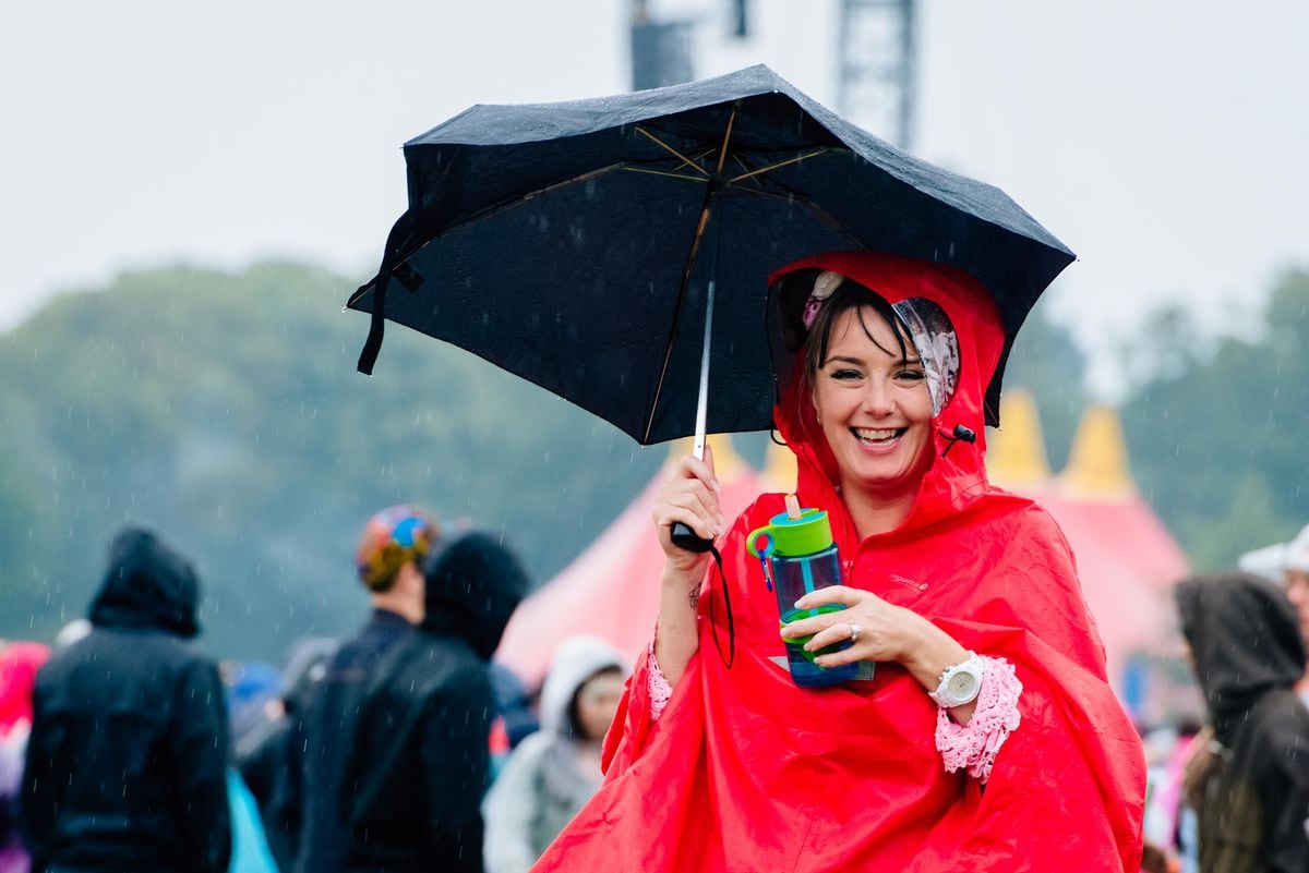 V Festival 2017: Jonas Blue rocks crowd despite rain - review | Shropshire  Star