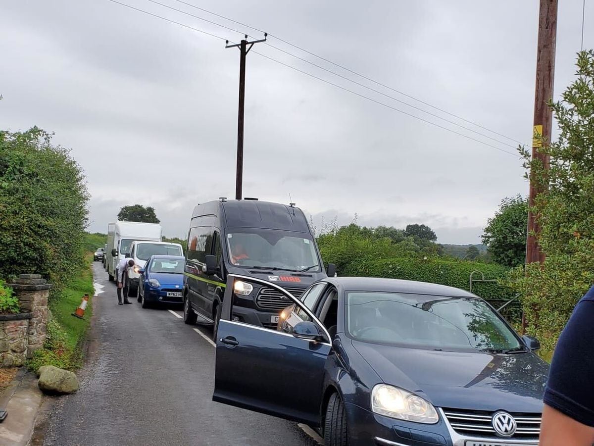 Police Called To Report Of Stuck Lorry In A41 Diversion Traffic Chaos Shropshire Star