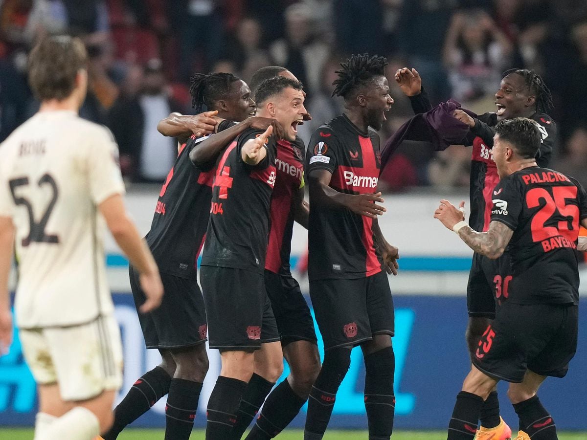 Leverkusen secure late draw to set unbeaten record and reach Europa