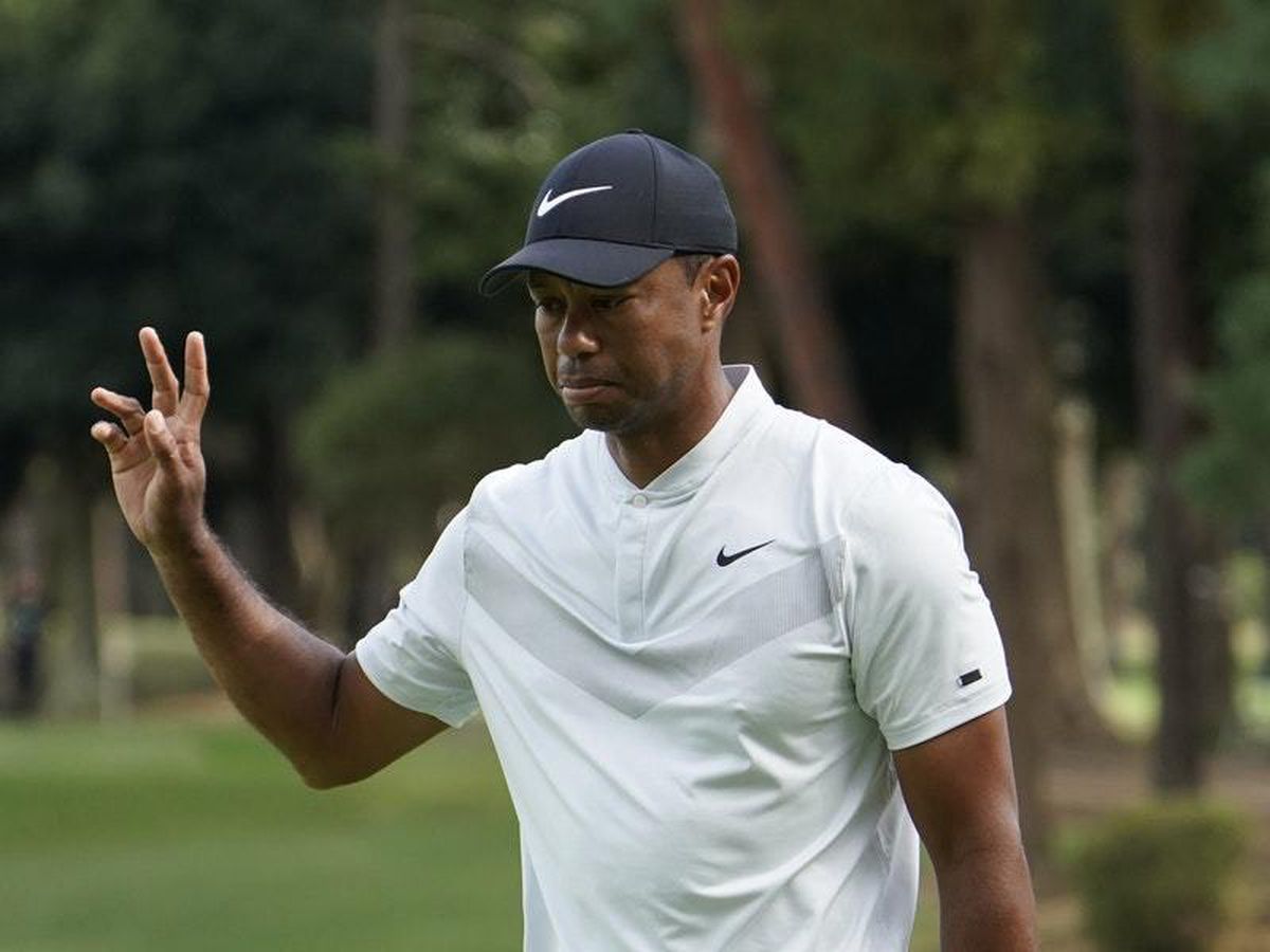 Tiger Woods takes lead in Japan as he targets PGA Tour record ...