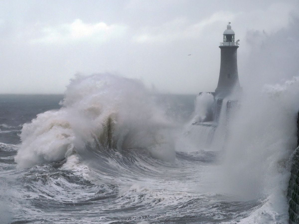 storm arwen set to batter uk with 75mph winds likely to cause disruption shropshire star