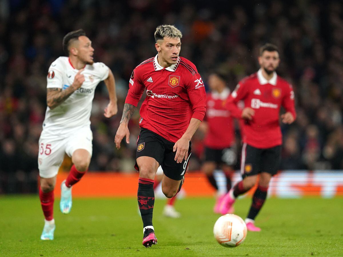 Manchester United Sweat On Fitness Of Lisandro Martinez And Raphael ...